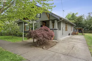 10214 SE Yukon St, Portland, OR 97266 - Photo 2