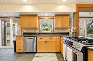 5170 SE Cherry Ct, Milwaukie, OR 97267 - Photo 10