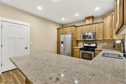 35822 Chinook St, Sandy, OR 97055 - Photo 12