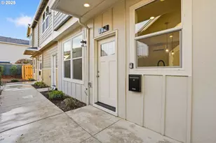 117 E Jersey St, Gladstone, OR 97027 - Photo 2