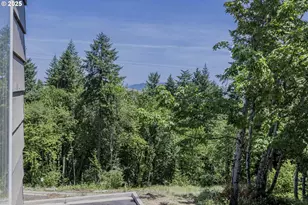 2689 Cupola Dr, Eugene, OR 97403 - Photo 36