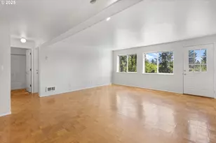 2689 Cupola Dr, Eugene, OR 97403 - Photo 8