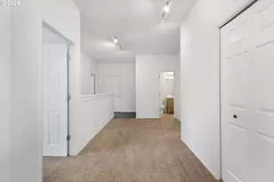 2689 Cupola Dr, Eugene, OR 97403 - Photo 18