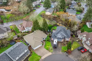 387 NE 15th Ct, Hillsboro, OR 97124 - Photo 38