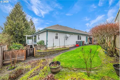 387 NE 15th Ct, Hillsboro, OR 97124 - Photo 32