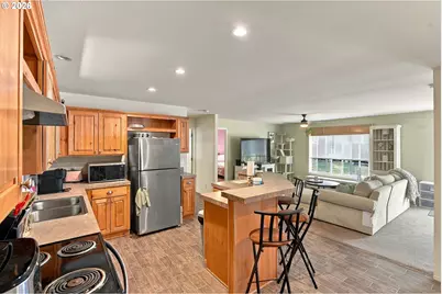 1680 Stark Ave, Coos Bay, OR 97420 - Photo 10