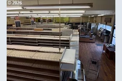 308 N First St, Drain, OR 97435 - Photo 10