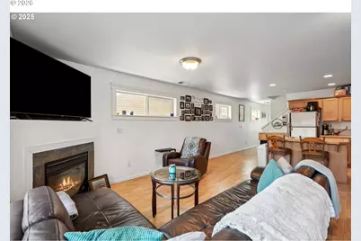 12631 SE Division St #B, Portland, OR 97236 - Photo 4