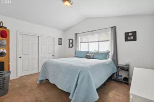 12631 SE Division St, Portland, OR 97236 - Photo 6