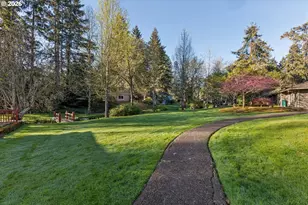 15116 SW Trillium Ln, Beaverton, OR 97007 - Photo 24