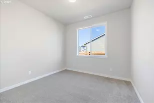 725 E 3rd St, Yamhill, OR 97148 - Photo 28