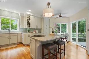 10831 SW Creightonwood Pl, Portland, OR 97219 - Photo 14