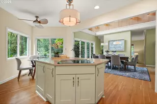10831 SW Creightonwood Pl, Portland, OR 97219 - Photo 16