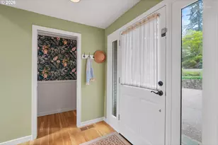 10831 SW Creightonwood Pl, Portland, OR 97219 - Photo 4