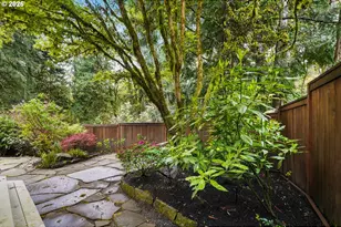 10831 SW Creightonwood Pl, Portland, OR 97219 - Photo 40