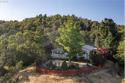 1525 Braunda Dr, Roseburg, OR 97471 - Photo 1