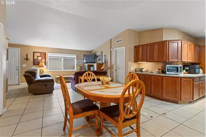 483 Rye St, Woodburn, OR 97071 - Photo 16