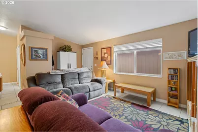 483 Rye St, Woodburn, OR 97071 - Photo 8