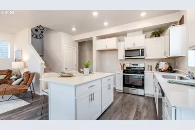 2955 T St, Springfield, OR 97477 - Photo 10