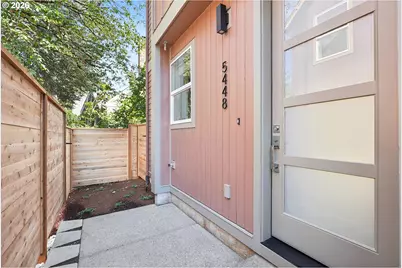5448 NE Prescott St #5, Portland, OR 97218 - Photo 2