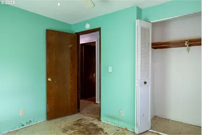 301 NW Midway St, Winston, OR 97496 - Photo 20