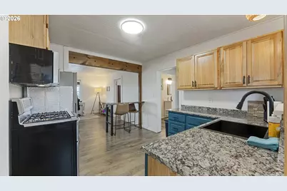 553 N Miller St, Rockaway Beach, OR 97136 - Photo 6