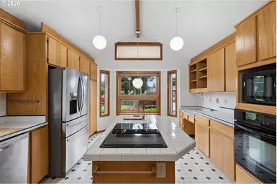 9703 NW 12th Ave, Vancouver, WA 98665 - Photo 8