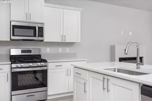 2833 S Heather St, Cornelius, OR 97113 - Photo 16