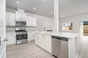 2833 S Heather St, Cornelius, OR 97113 - Photo 22