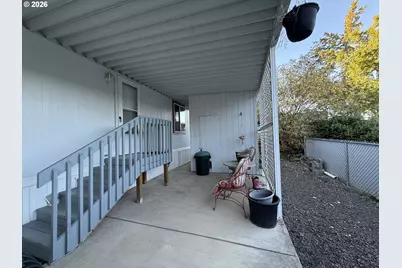120 SE Oak Leaf Ln, Winston, OR 97496 - Photo 26