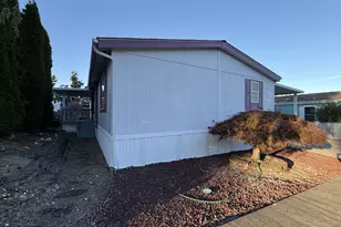 120 SE Oak Leaf Ln, Winston, OR 97496 - Photo 30