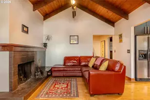 4068 SW Hewett Blvd, Portland, OR 97221 - Photo 8