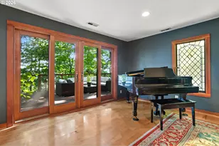 4068 SW Hewett Blvd, Portland, OR 97221 - Photo 12