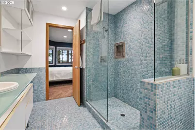 4068 SW Hewett Blvd, Portland, OR 97221 - Photo 22