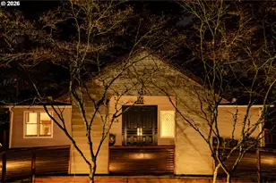 4068 SW Hewett Blvd, Portland, OR 97221 - Photo 2