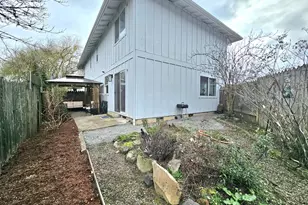 4467 Fergus Ave, Eugene, OR 97402 - Photo 26