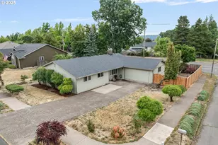 210 Forest Pl, Forest Grove, OR 97116 - Photo 2