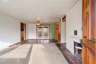 9011 NE Tillamook St, Portland, OR 97220 - Photo 4