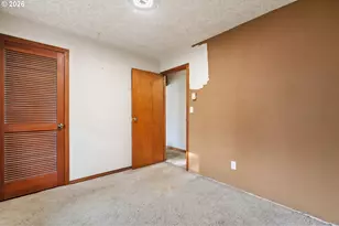 9011 NE Tillamook St, Portland, OR 97220 - Photo 22