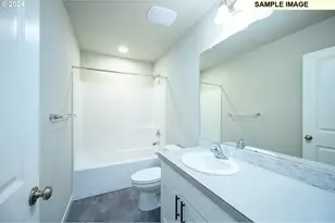 11542 SE Majestic Fls Ave, Happy Valley, OR 97086 - Photo 18