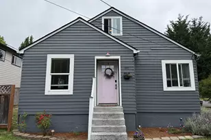 1923 G St, Washougal, WA 98671 - Photo 1