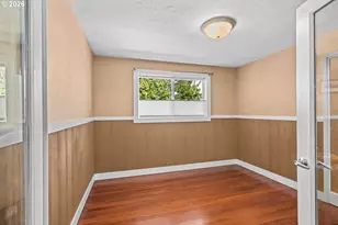 1490 Carobelle Ct, Cottage Grove, OR 97424 - Photo 12