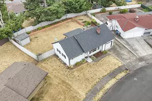 807 SE 169th Dr, Portland, OR 97233 - Photo 26