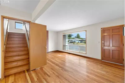 807 SE 169th Dr, Portland, OR 97233 - Photo 16
