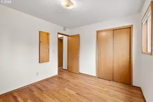 807 SE 169th Dr, Portland, OR 97233 - Photo 4
