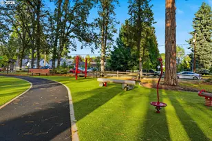 19062 SW York St, Beaverton, OR 97003 - Photo 44