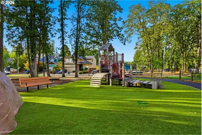 19062 SW York St, Beaverton, OR 97003 - Photo 46