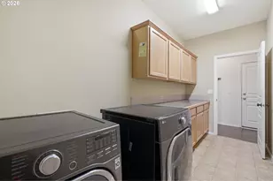 19062 SW York St, Beaverton, OR 97003 - Photo 36