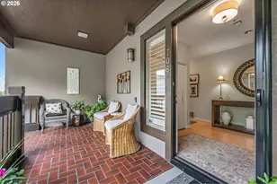 706 NW Westover Terrace, Portland, OR 97210 - Photo 2
