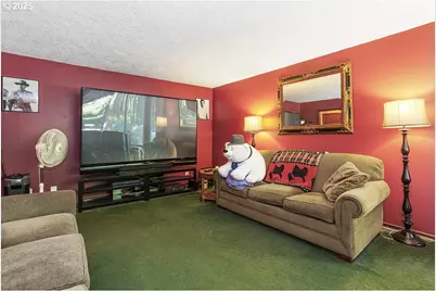 205 NE 160th Ave, Portland, OR 97230 - Photo 26